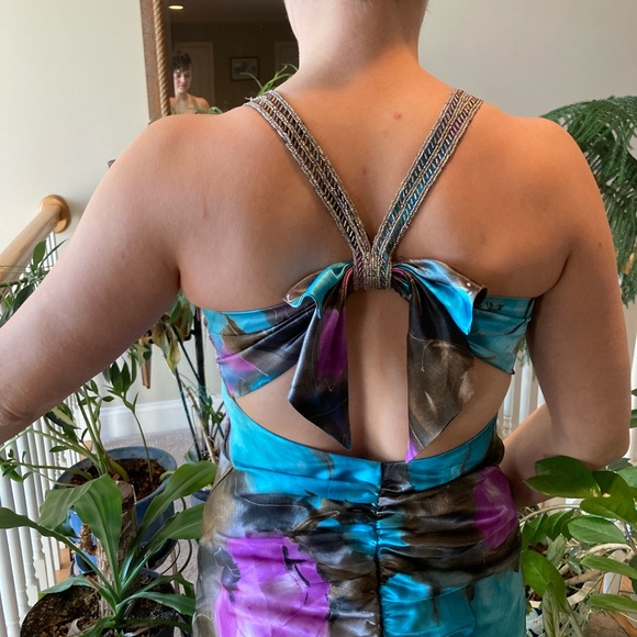 Beautiful prom dress size 3/4 worn once exc. cond - Picture 3 of 8